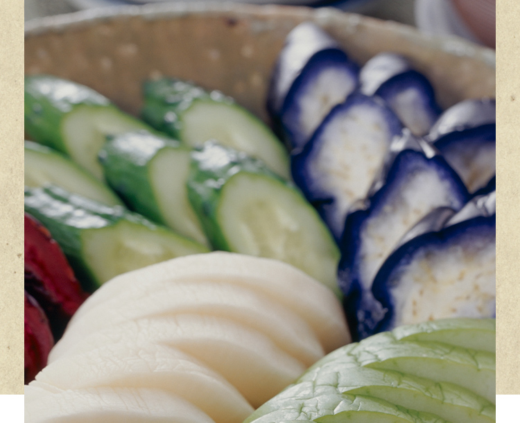 地産地消 九州の厳選素材を使用したやさしい美味しさをお届けします